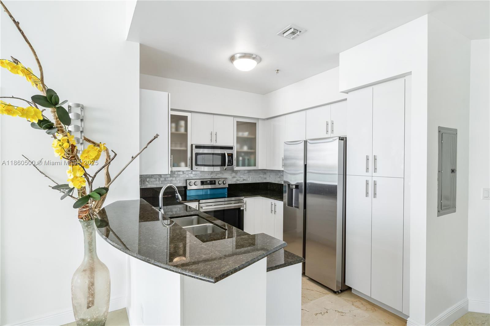 Property photo # 6