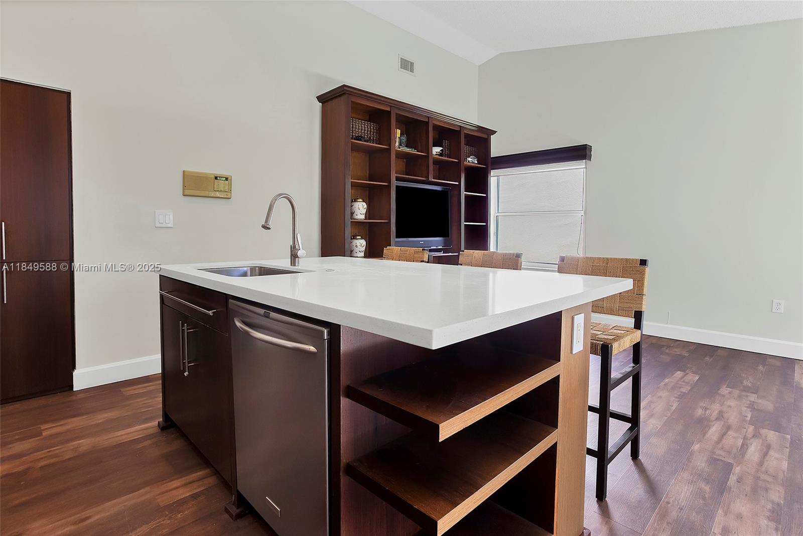 Property photo # 3