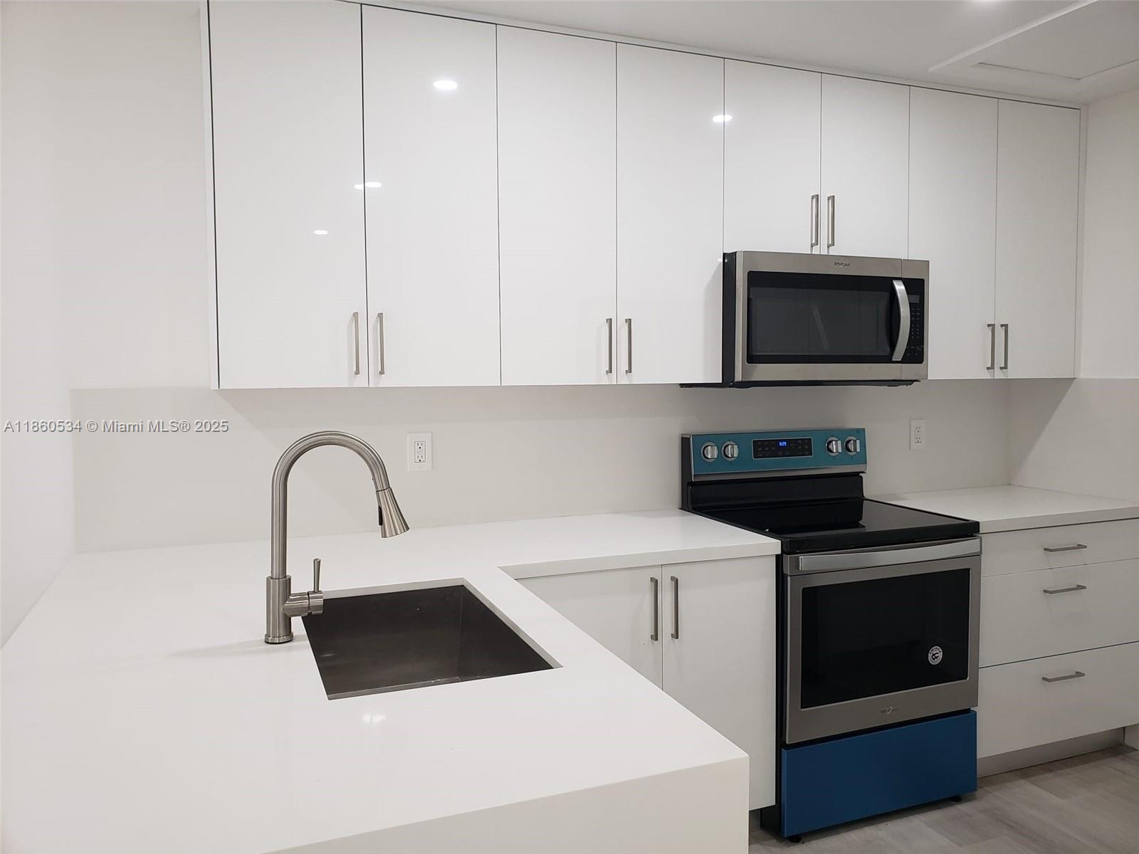 Property photo # 9