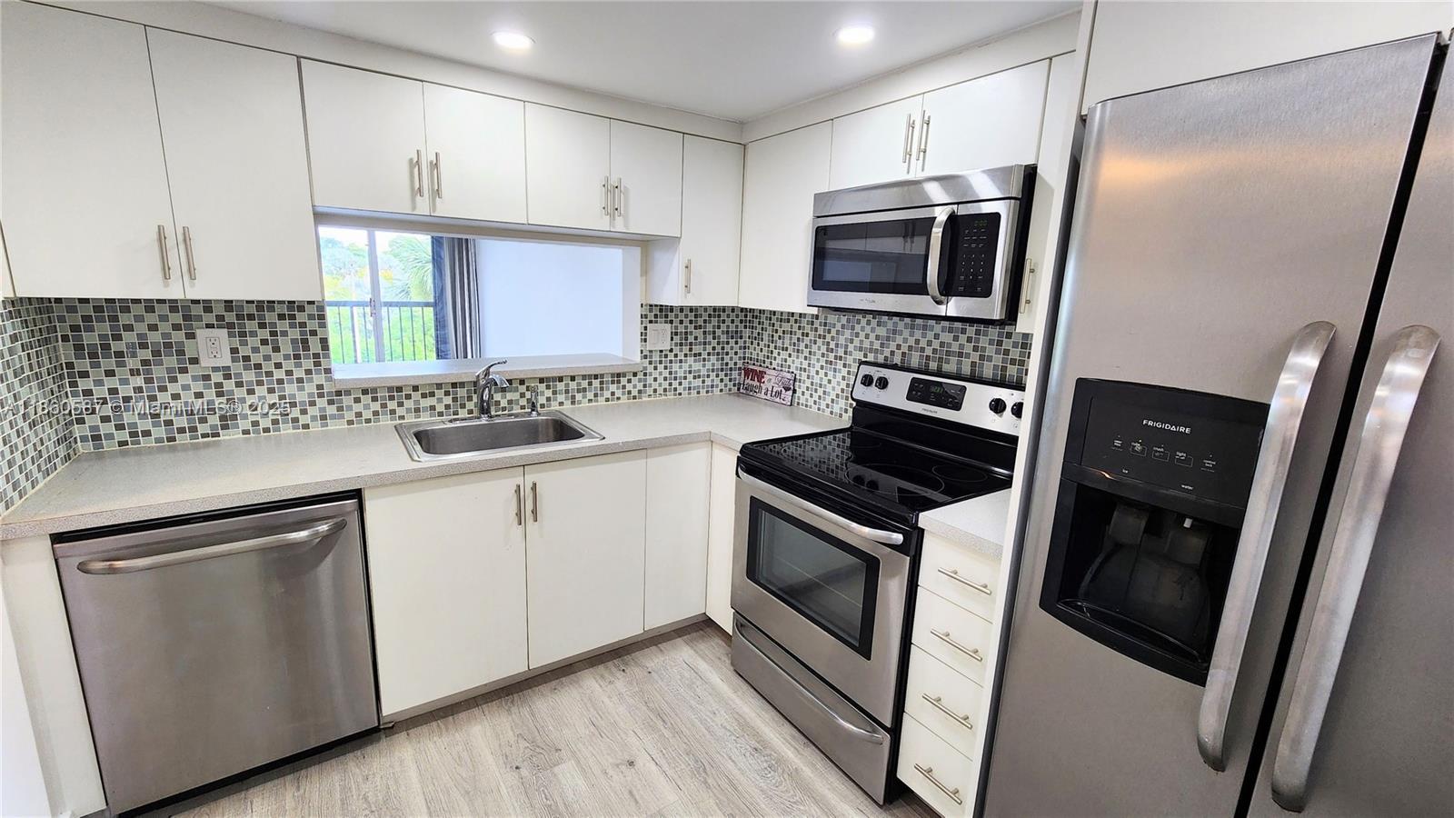 Property photo # 0