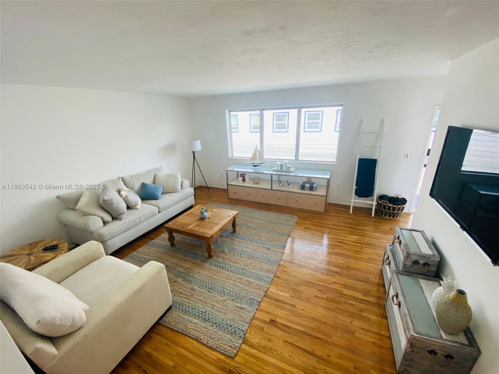 Property photo # 6