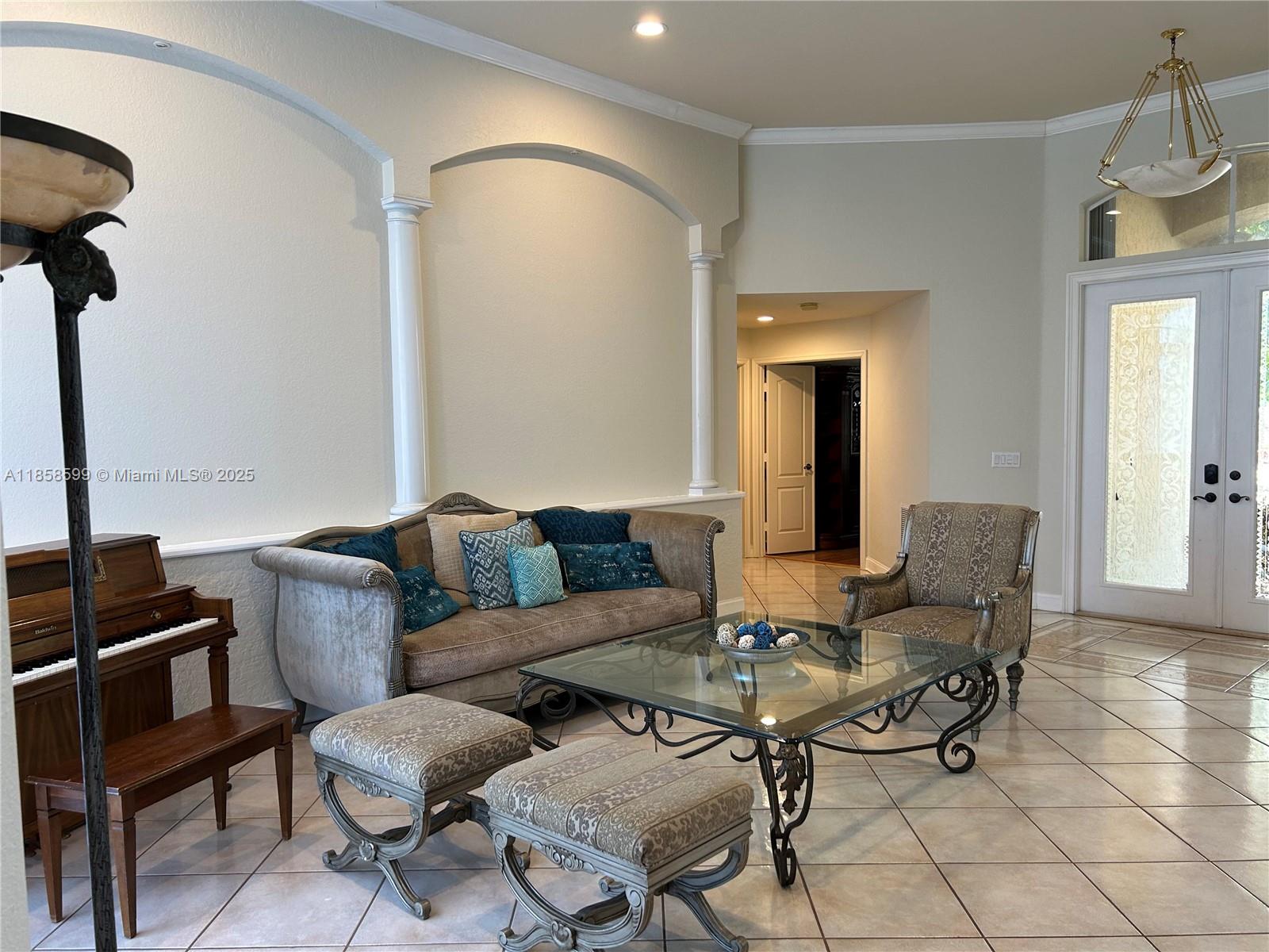 Property photo # 9