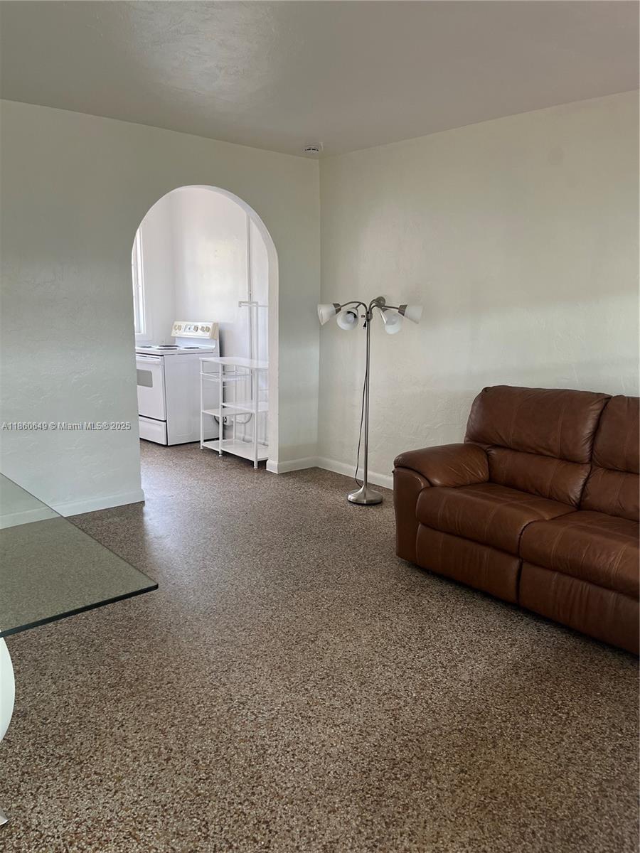 Property photo # 9