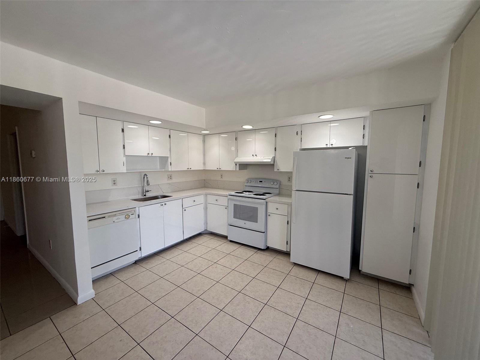 Property photo # 0