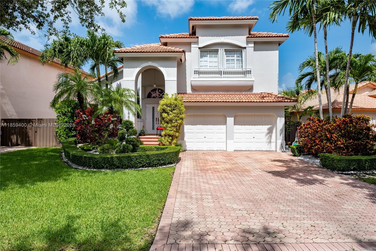 House for Sale in Doral, FL