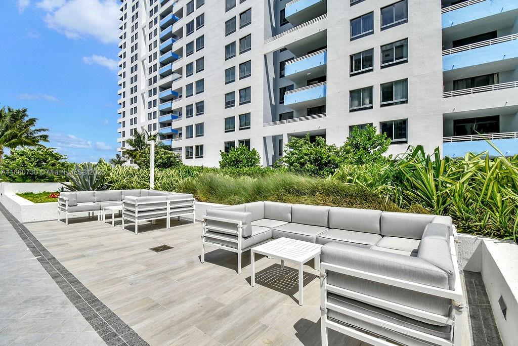 1330 West Ave #LPH02, Miami Beach FL 33139