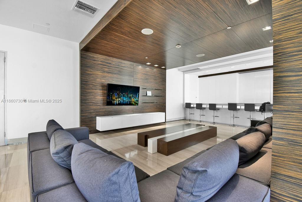 1330 West Ave #LPH02, Miami Beach FL 33139