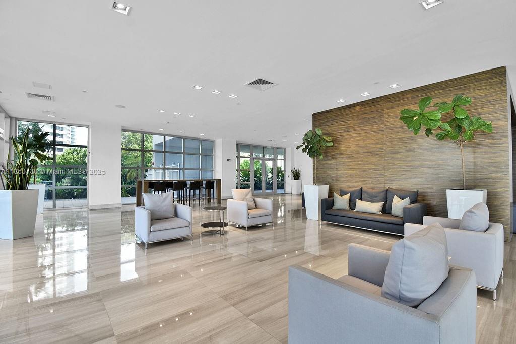 1330 West Ave #LPH02, Miami Beach FL 33139