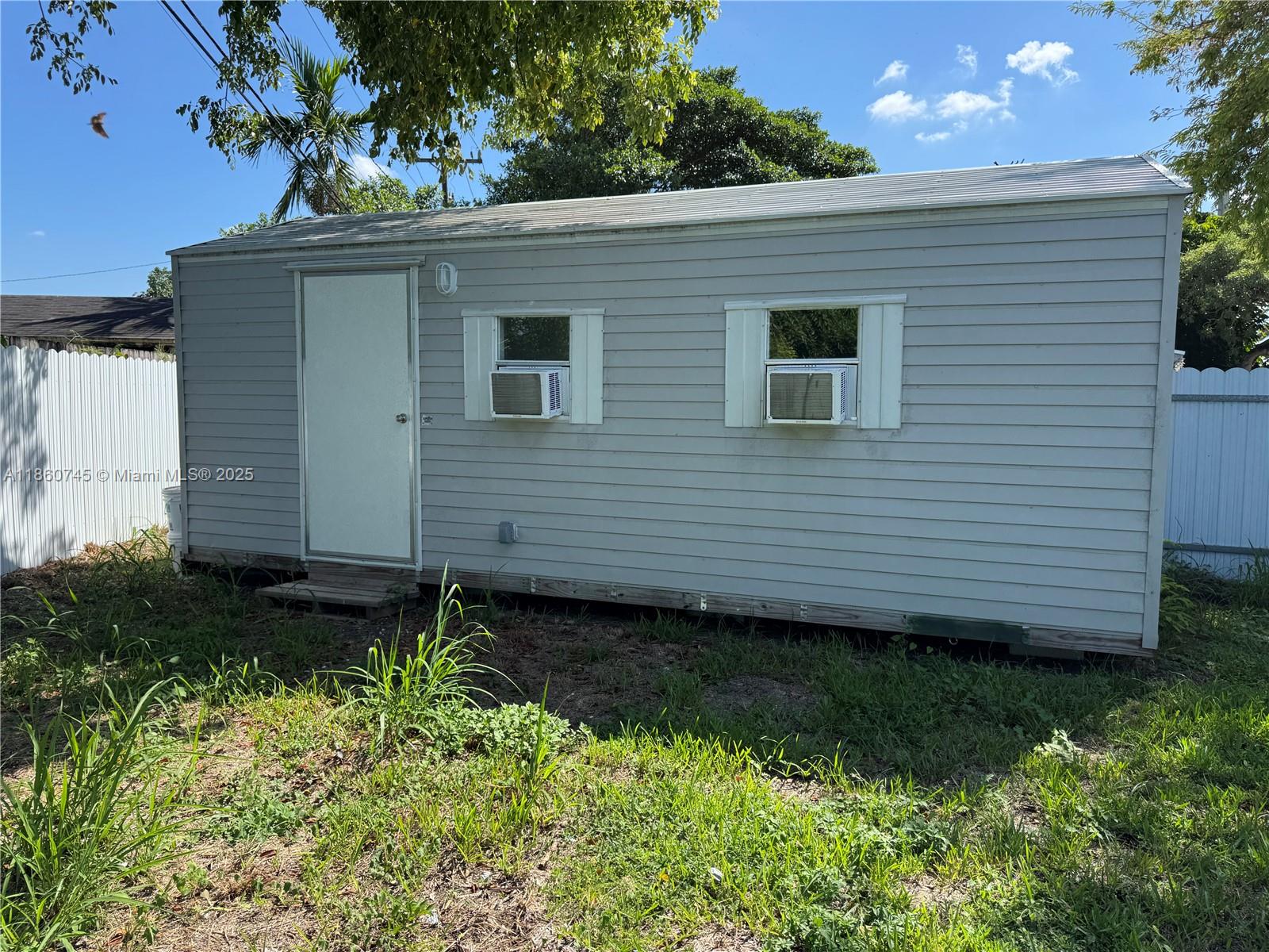 Property photo # 4