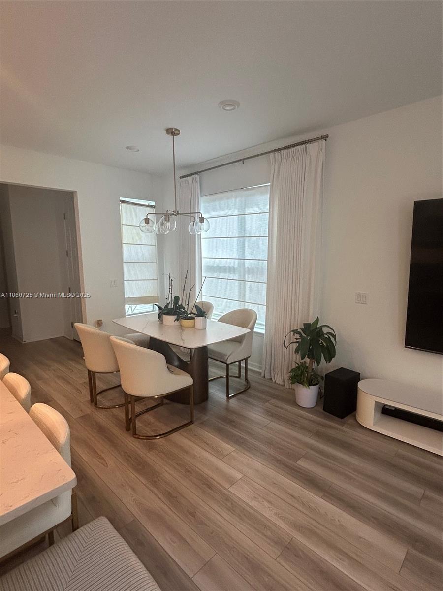 Property photo # 4