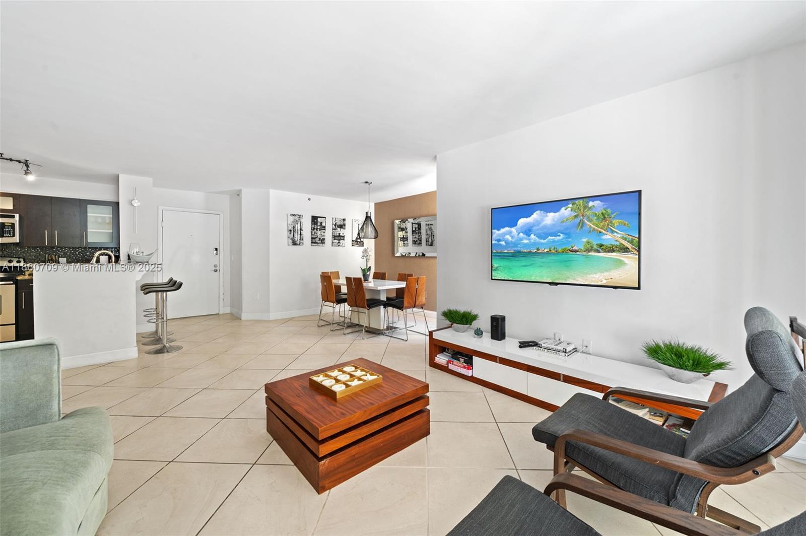 Property photo # 8