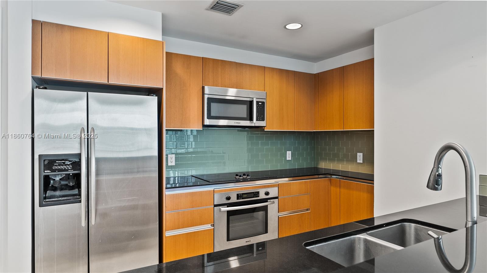 1050 Brickell Ave 2620