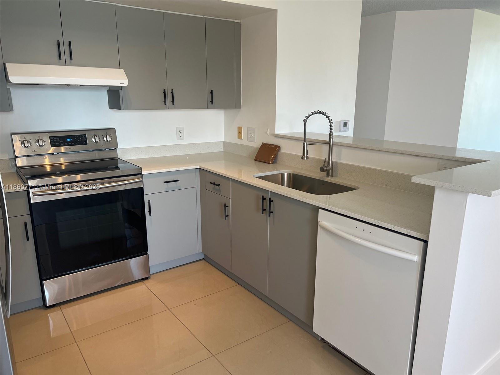 Property photo # 3