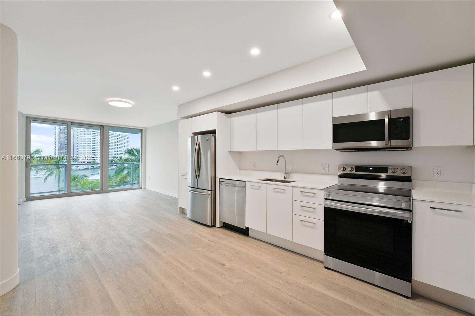 Property photo # 4