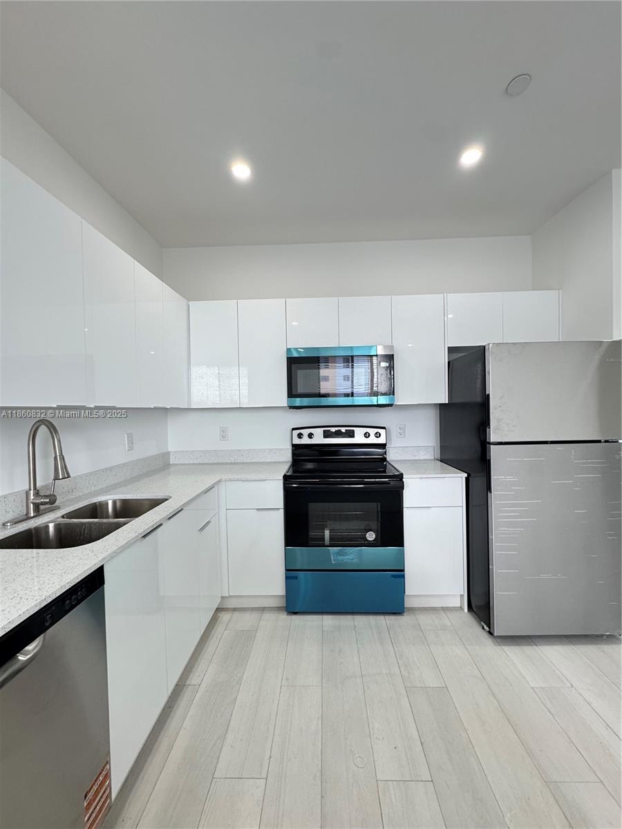 Property photo # 0