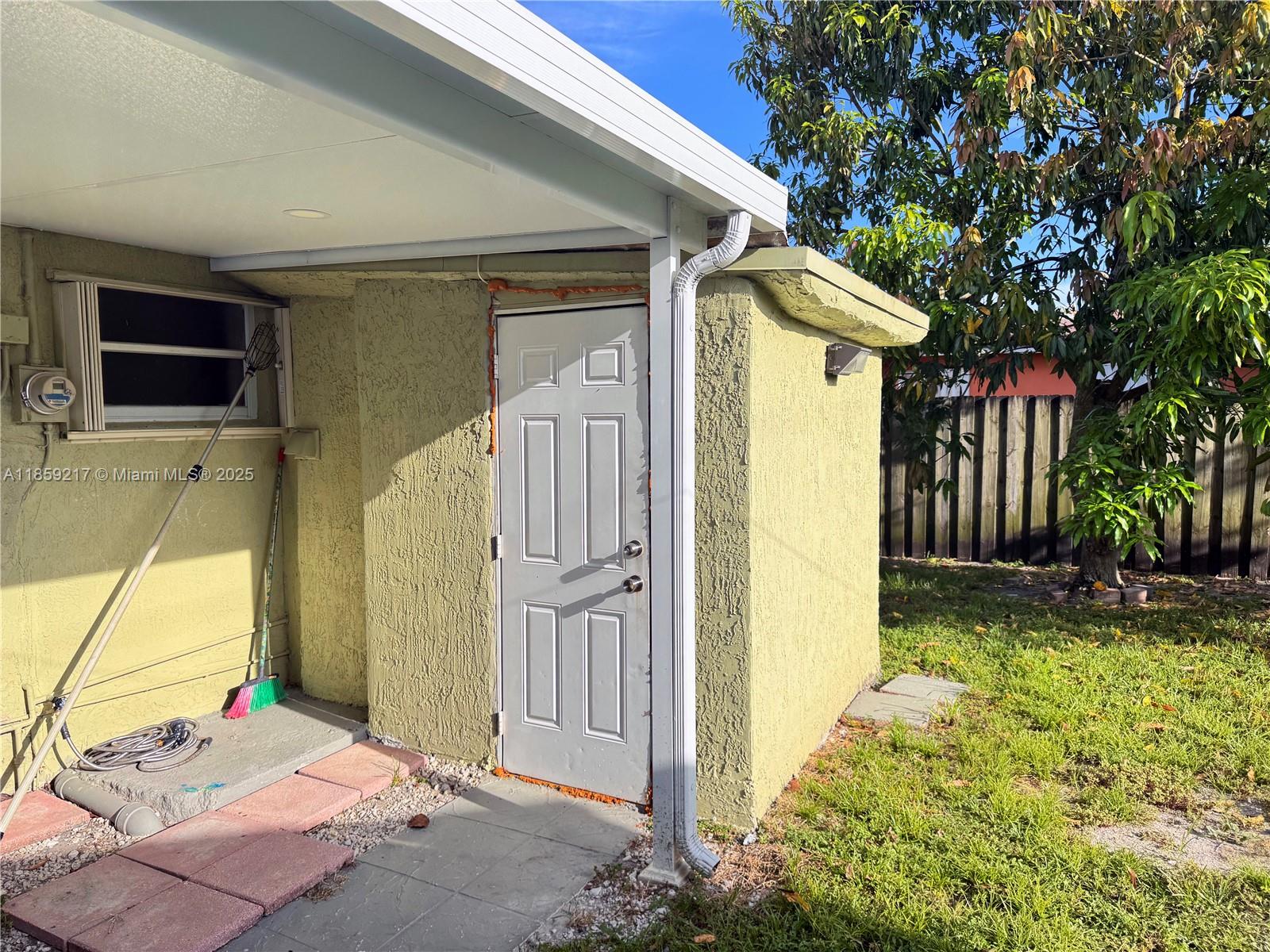 1400 N 70th Way 1