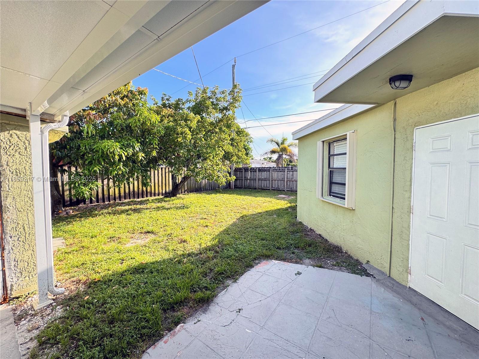 1400 N 70th Way 1