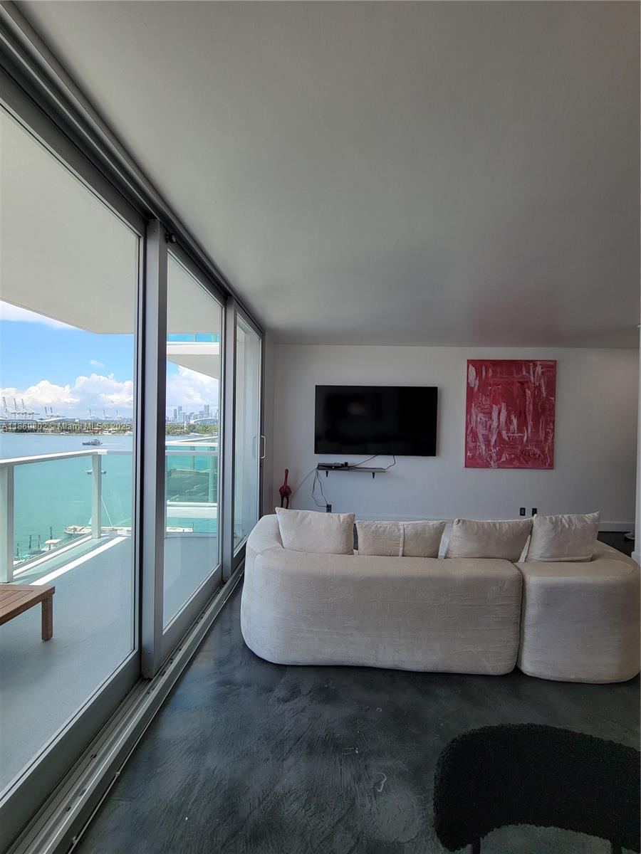 Property photo # 7