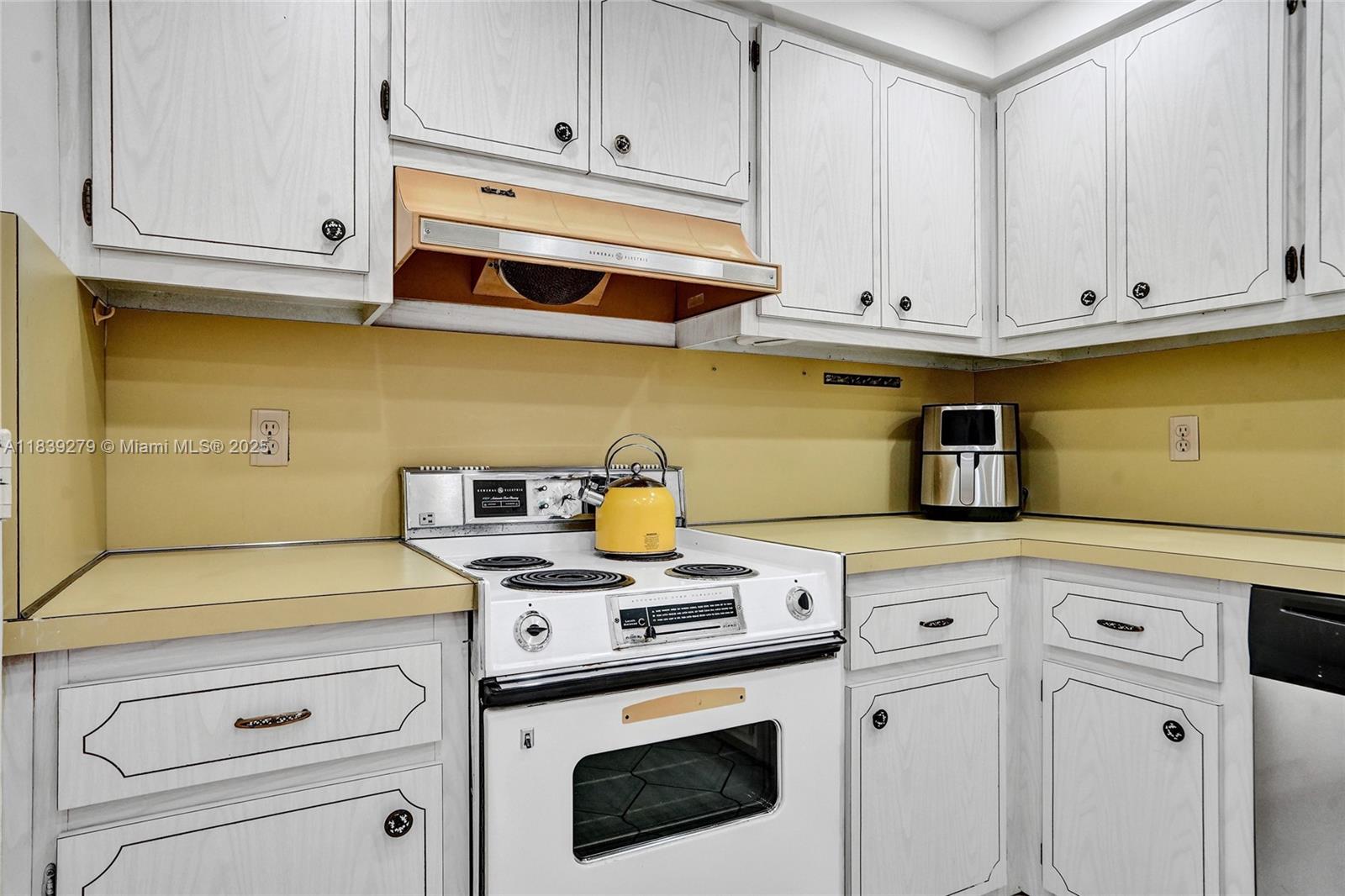 405 N Ocean Blvd 815