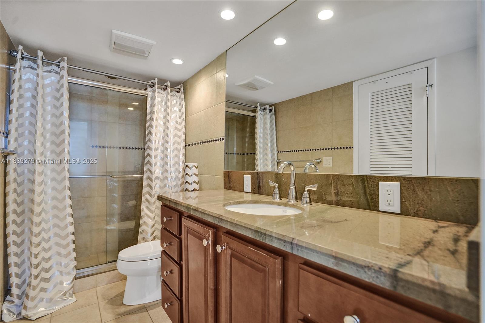 405 N Ocean Blvd 815