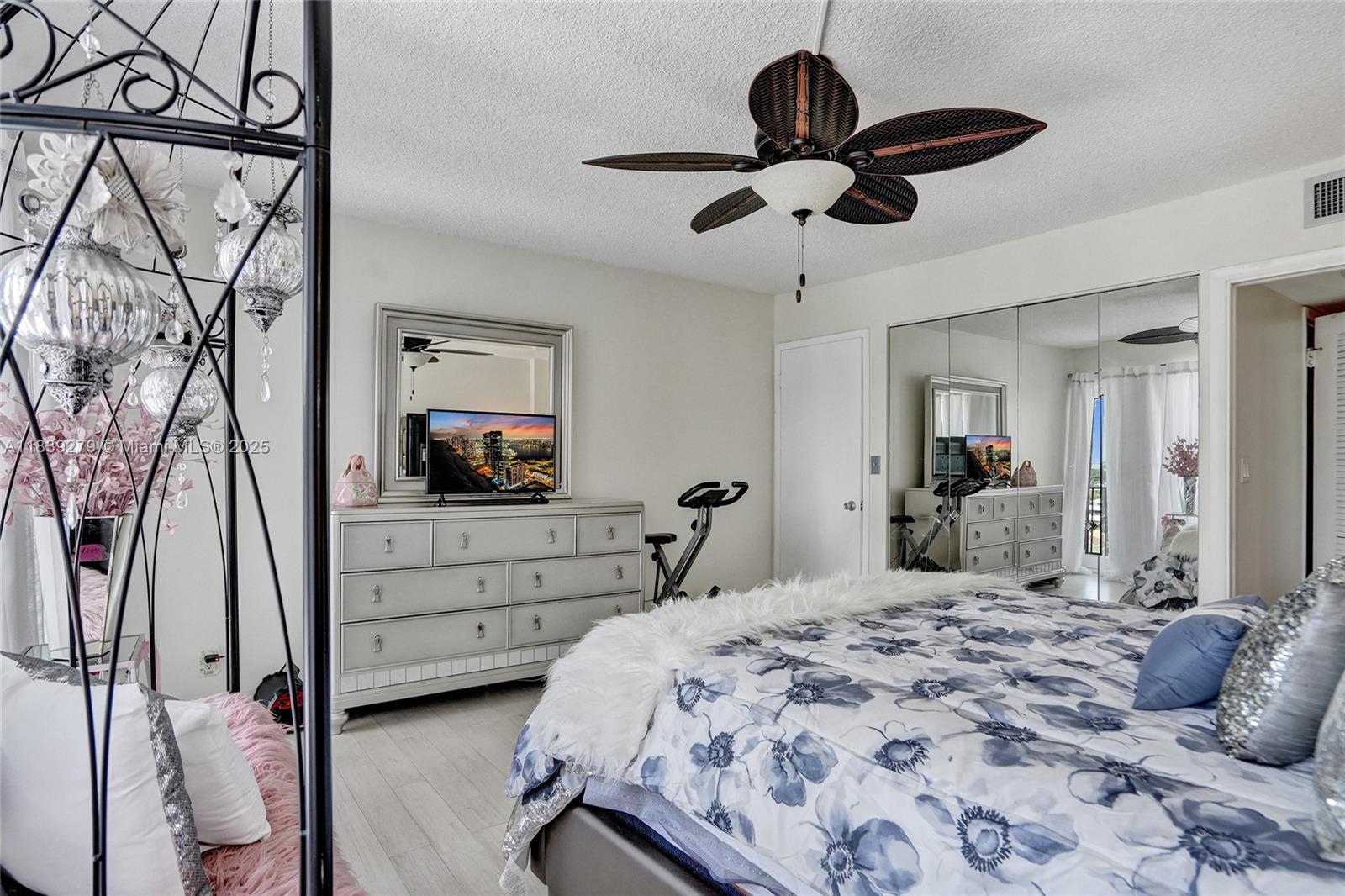 405 N Ocean Blvd 815