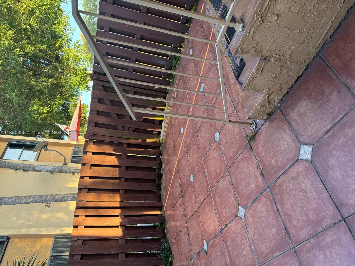 Property photo # 0