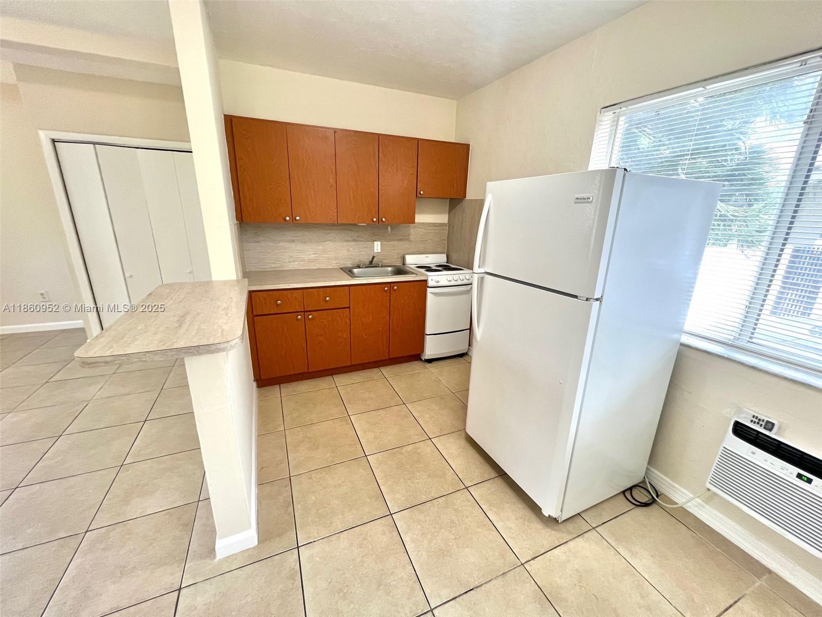 Property photo # 0