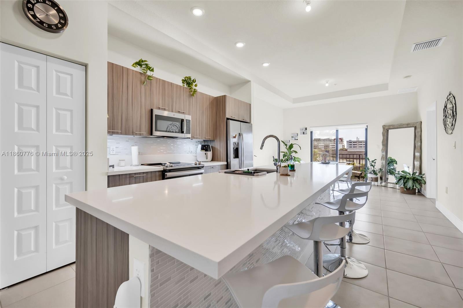 Property photo # 9