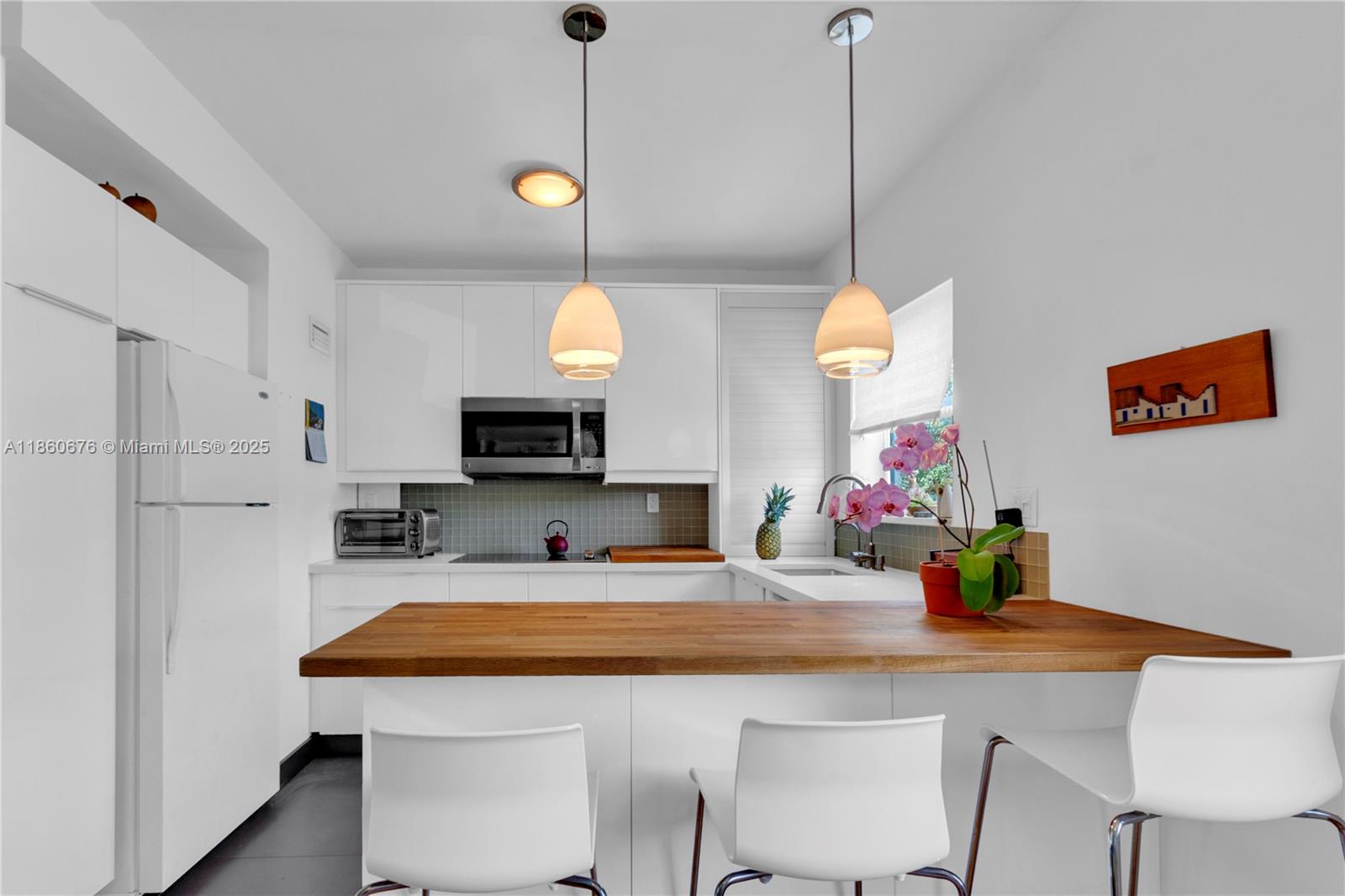 Property photo # 6