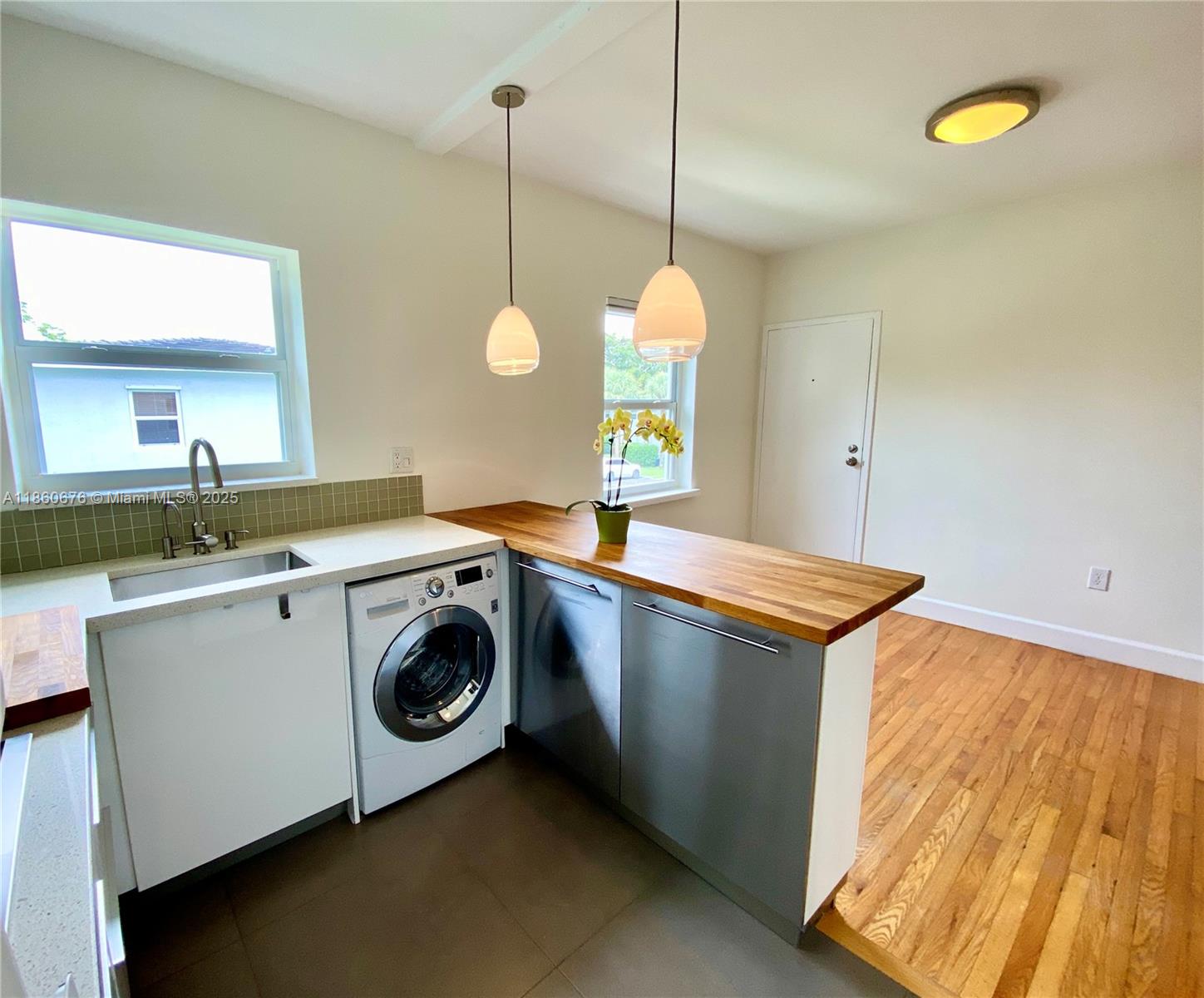 Property photo # 4