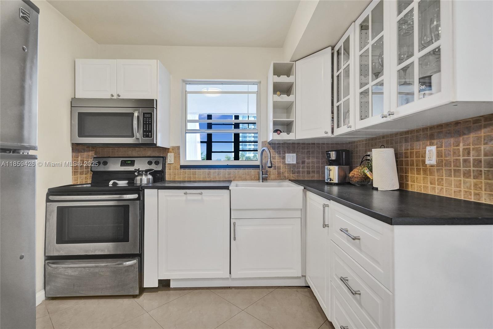 Property photo # 0