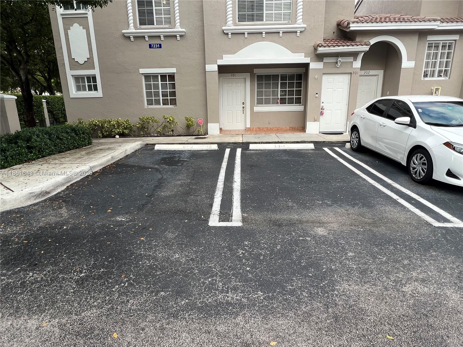Property photo # 6