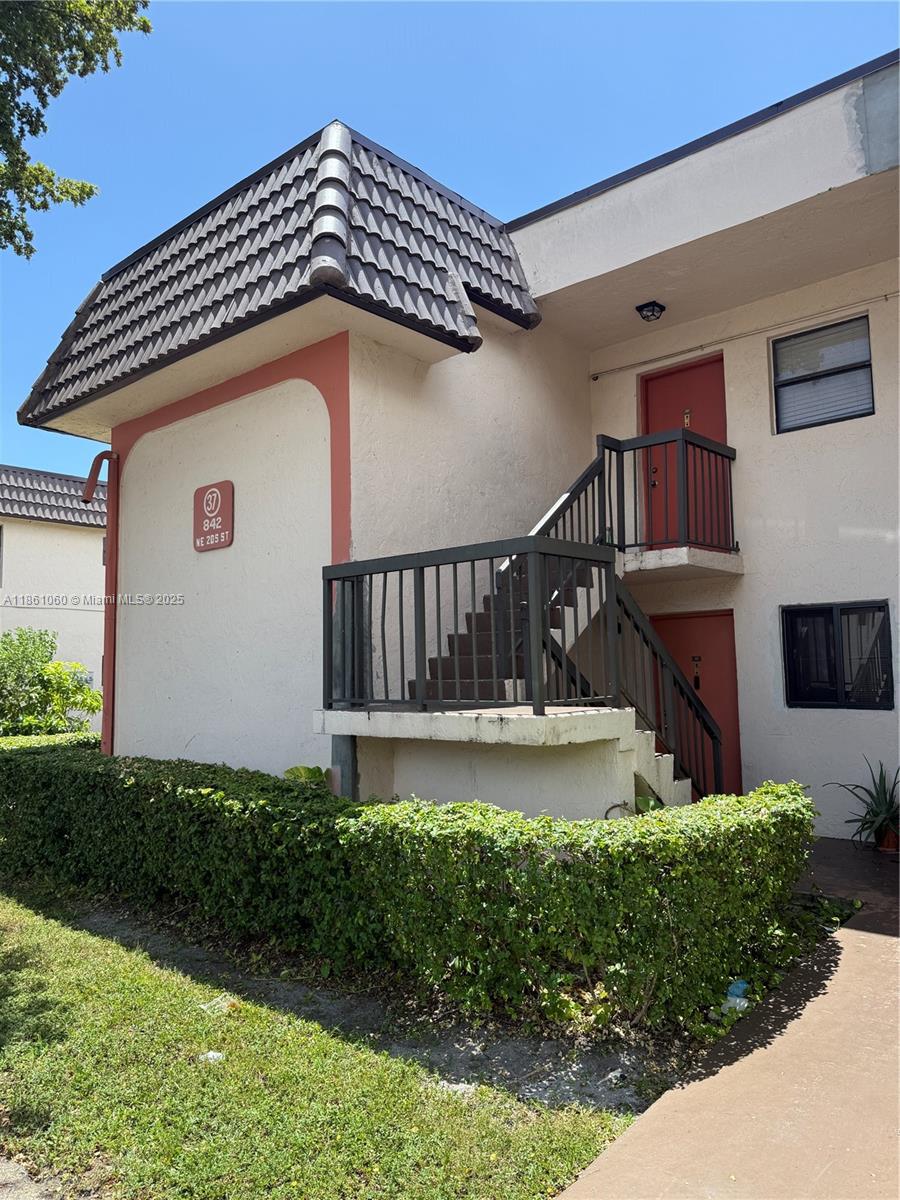 Property photo # 9