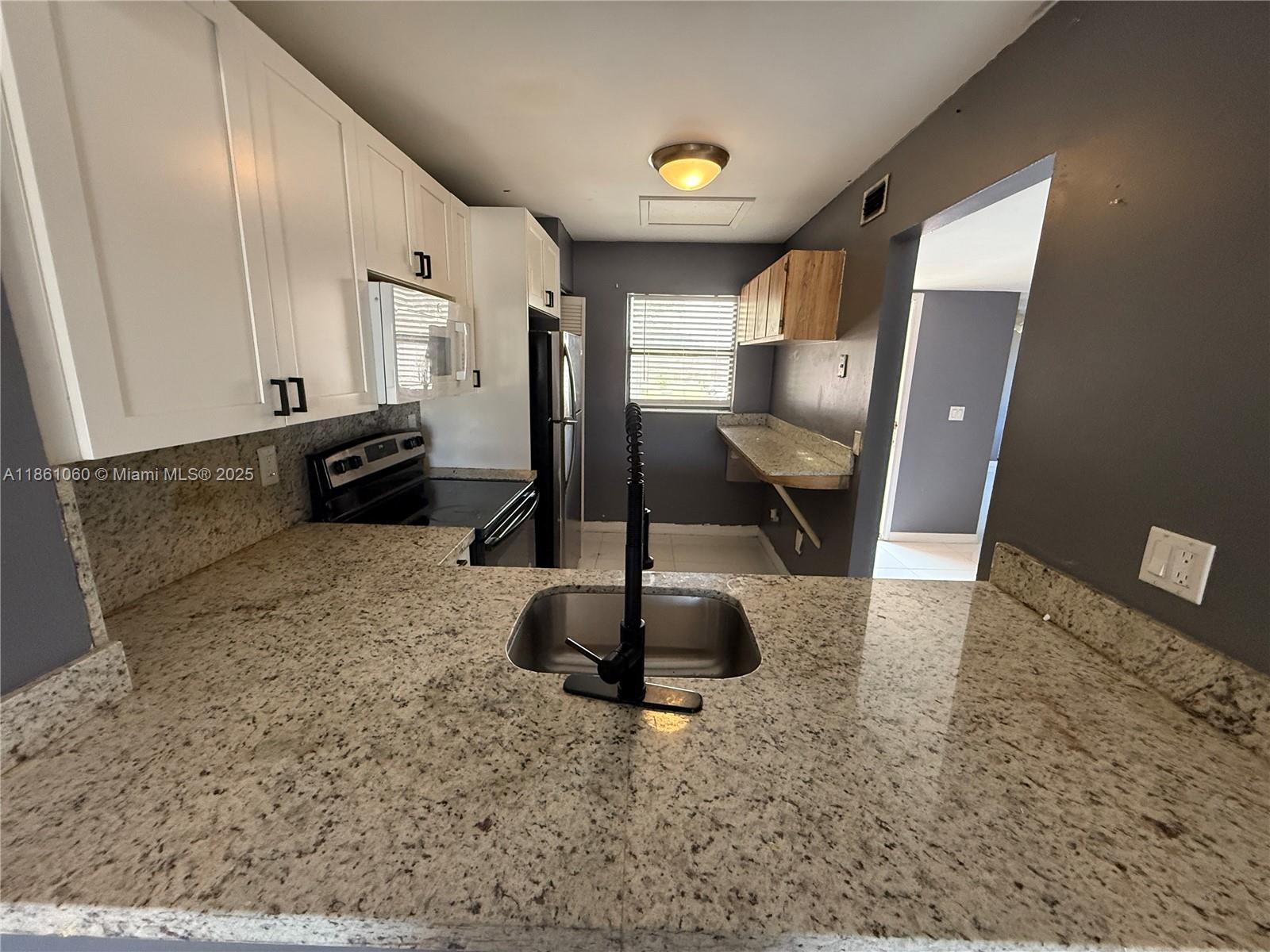 Property photo # 6