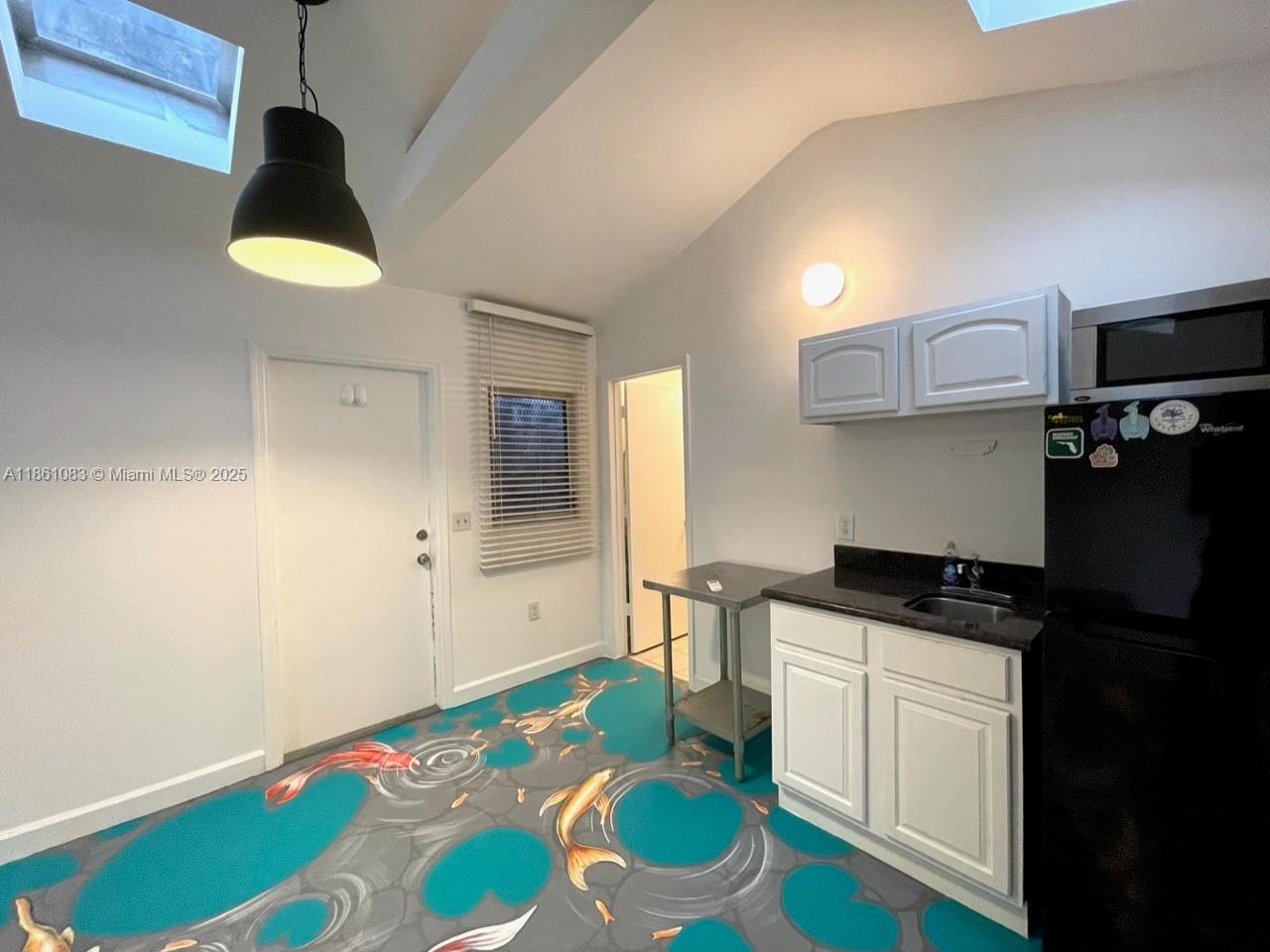 Property photo # 6
