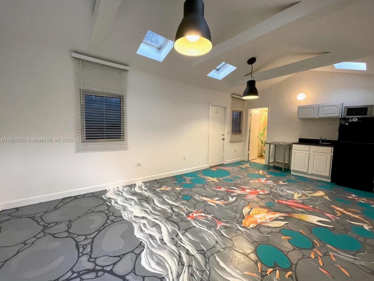 Property photo # 4