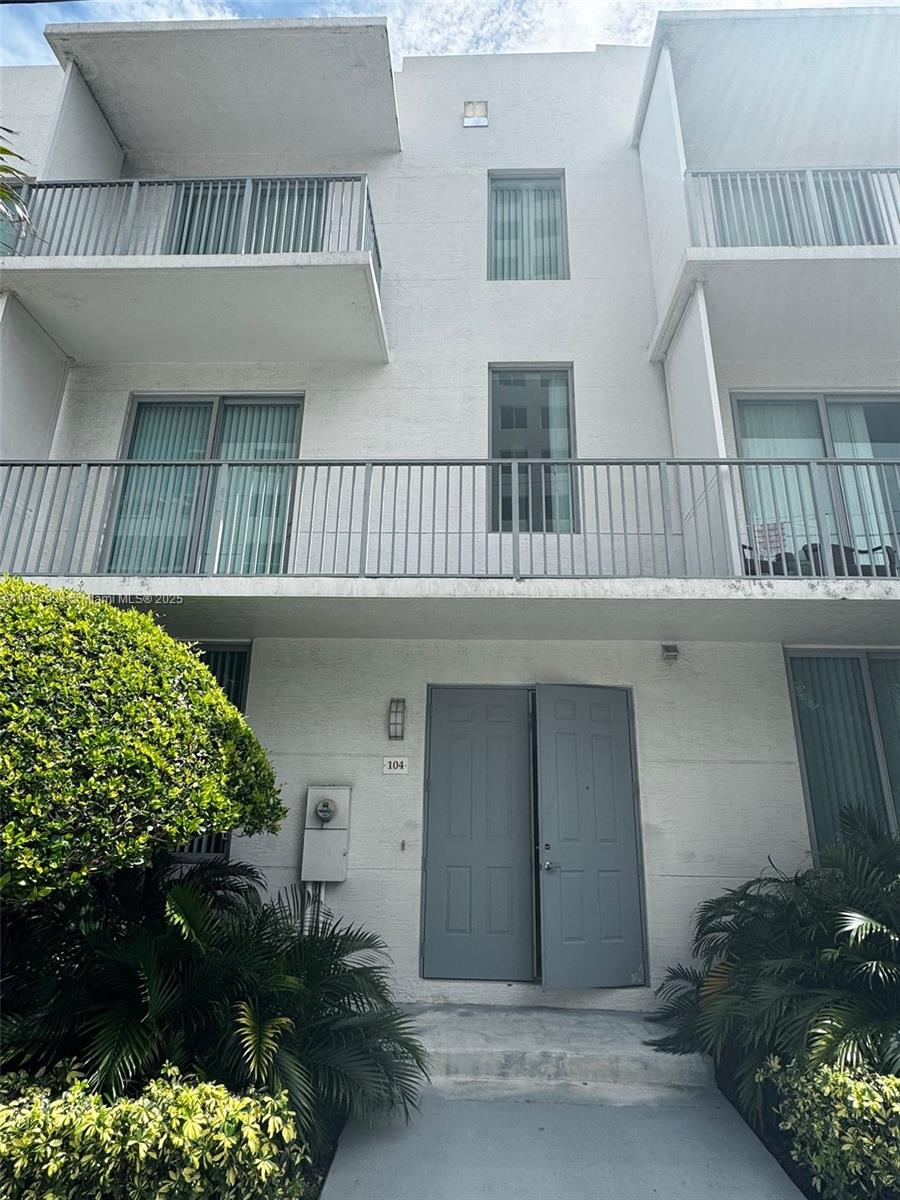Property photo # 0