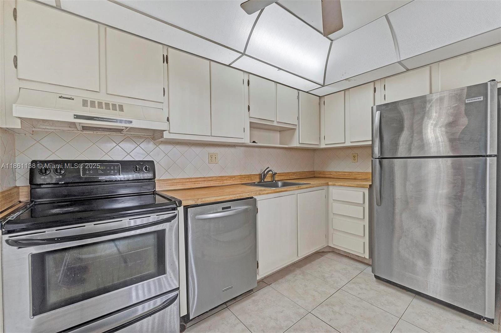 Property photo # 3