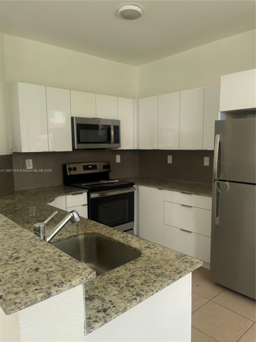Property photo # 3