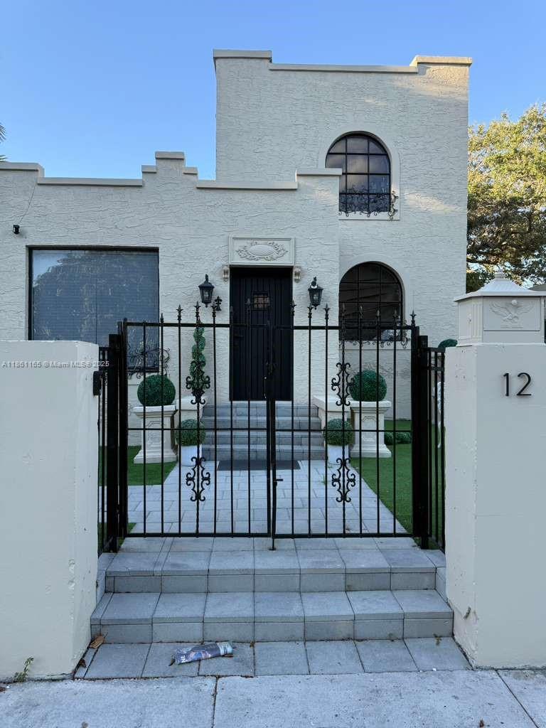 12 50th St, Miami, Florida 33137