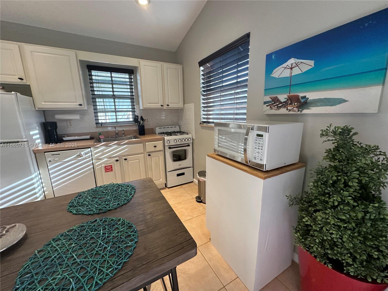Property photo # 4