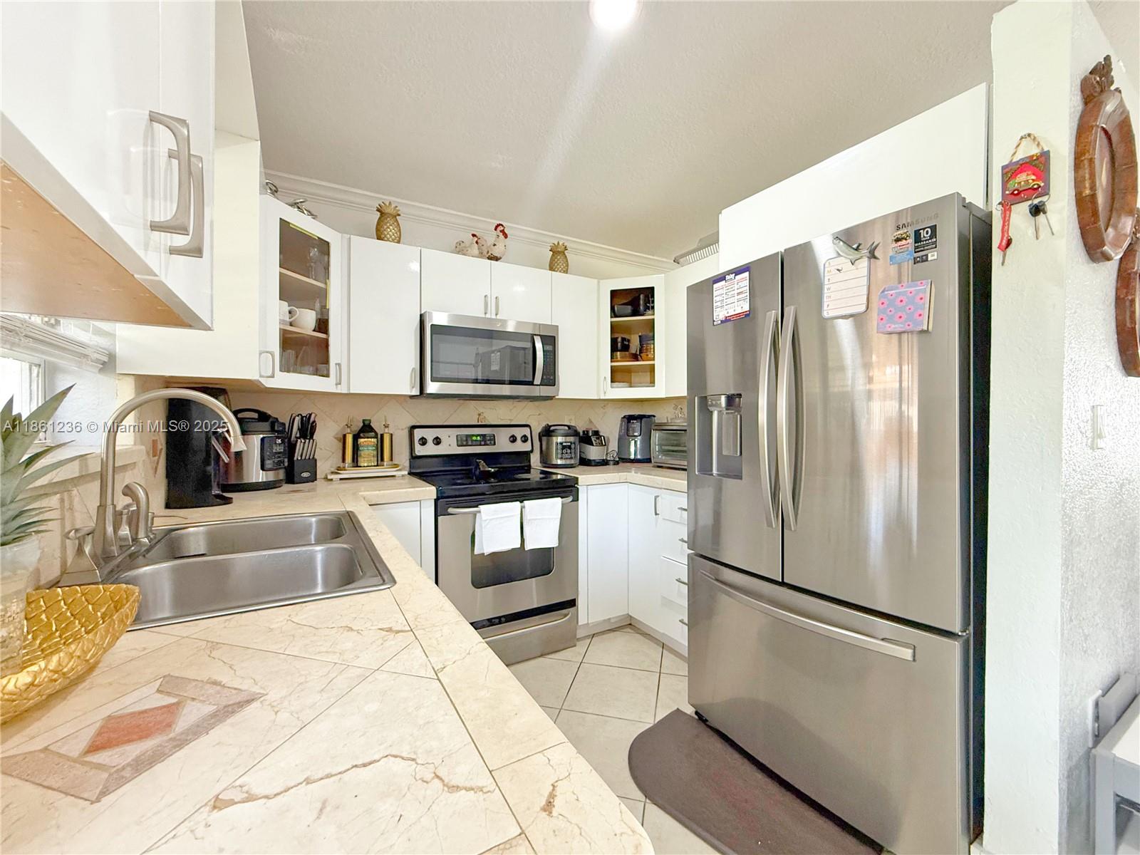 Property photo # 9