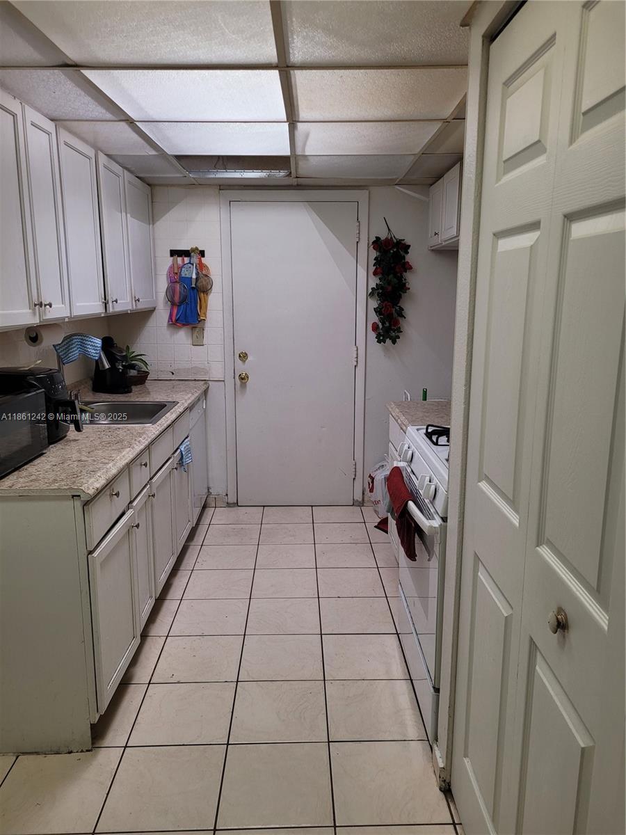 Property photo # 8