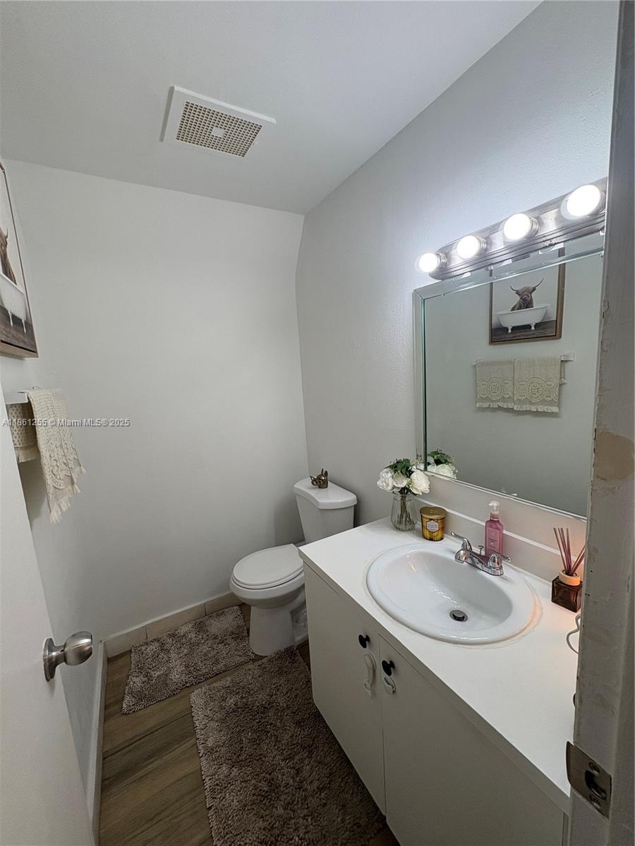 Property photo # 0
