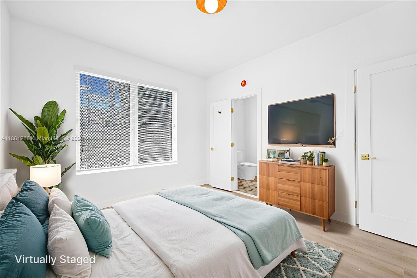 Property photo # 8