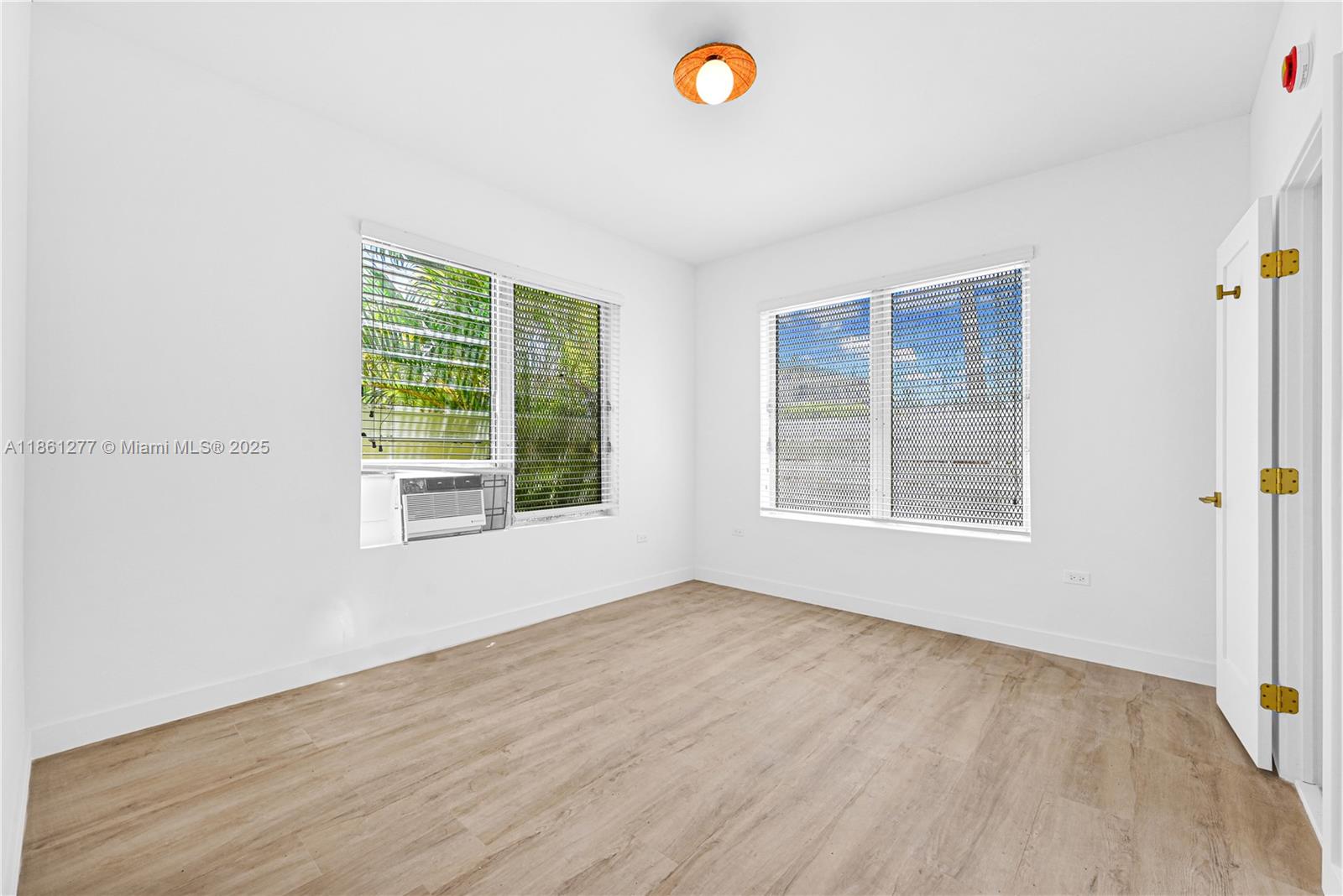 Property photo # 7
