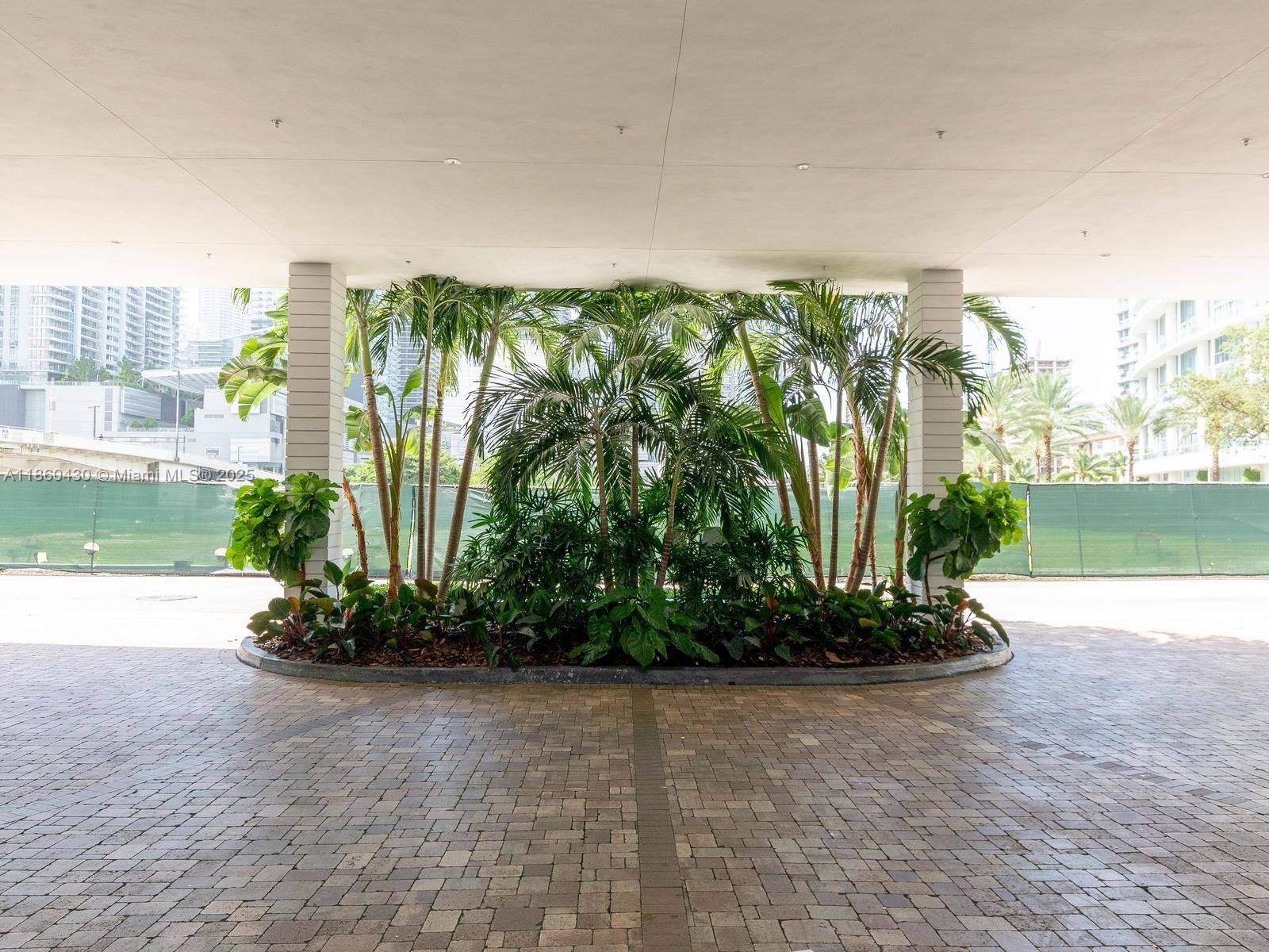 350 S MIAMI AVE #2214, Miami FL 33130