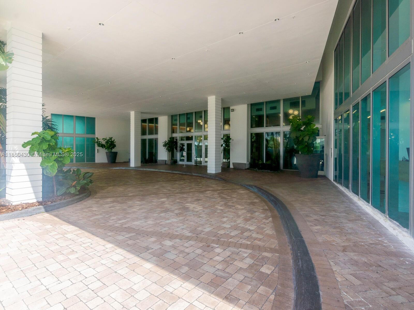 350 S MIAMI AVE #2214, Miami FL 33130