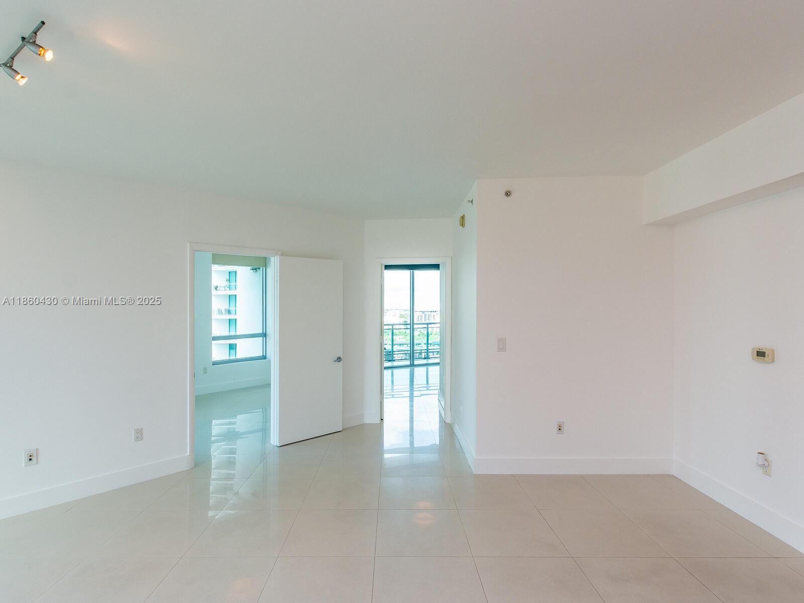350 S MIAMI AVE #2214, Miami FL 33130