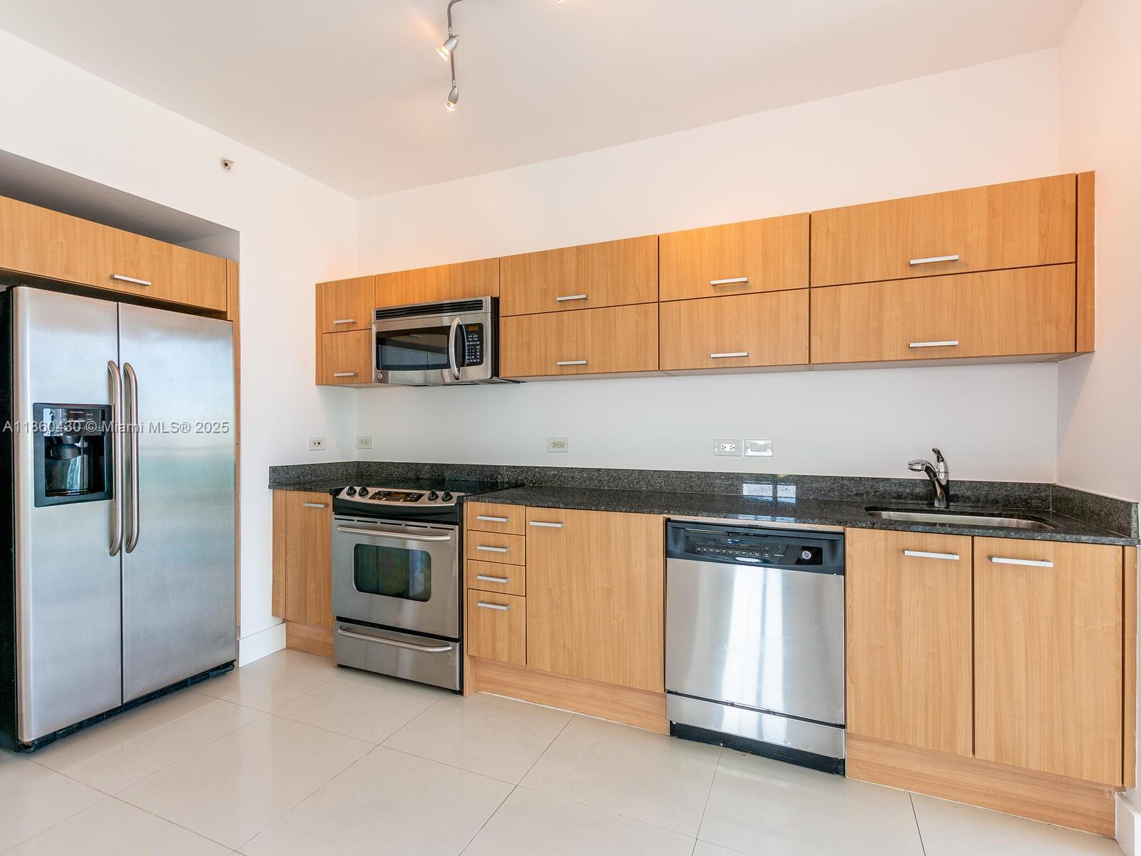 350 S MIAMI AVE #2214, Miami FL 33130